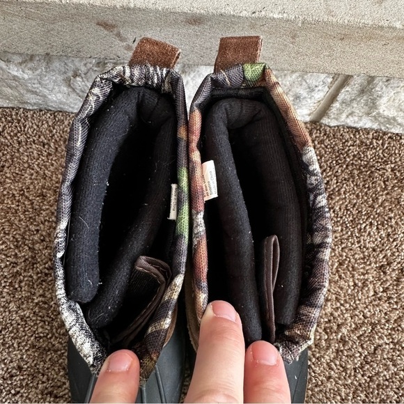 Ozark Trail Boys Camo and Brown Fully Lined Winter Boots Youth 3 - Picture 10 of 10